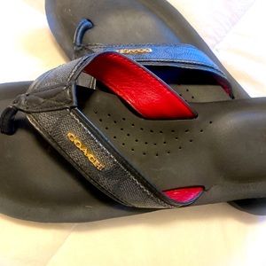 COACH FLIP FLOPS!!!!